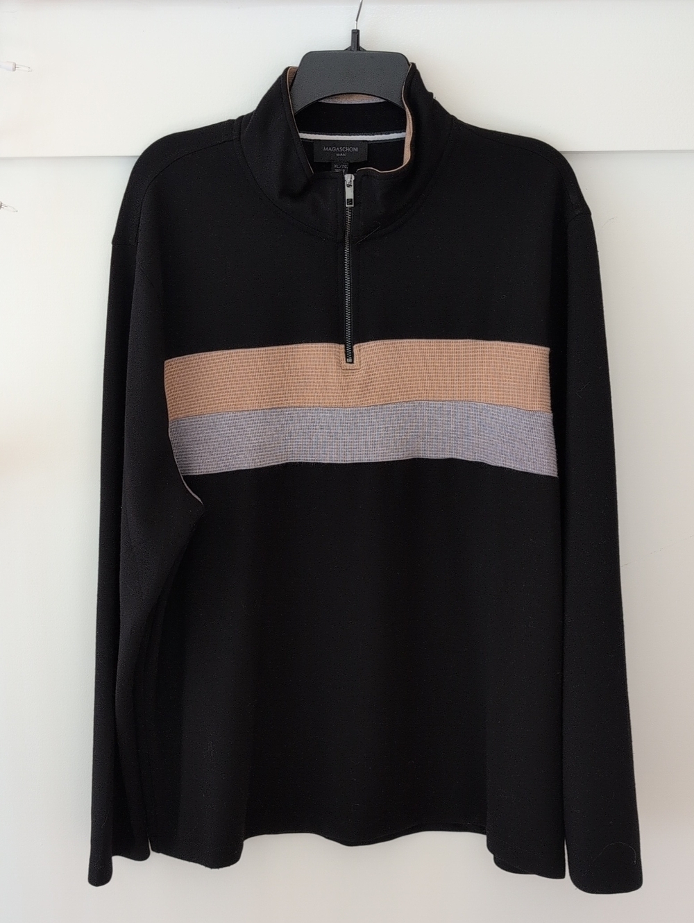 Magaschoni Man Black Color Block Quarterzip
